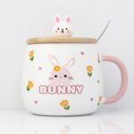 ماگ سرامیکی درب چوبی همراه با قاشق فلزی bunny کد 04